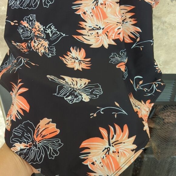 NWT Floral Hilor Size 14 One Piece Swimsuit Pool Beach Swim - Picture 9 of 10